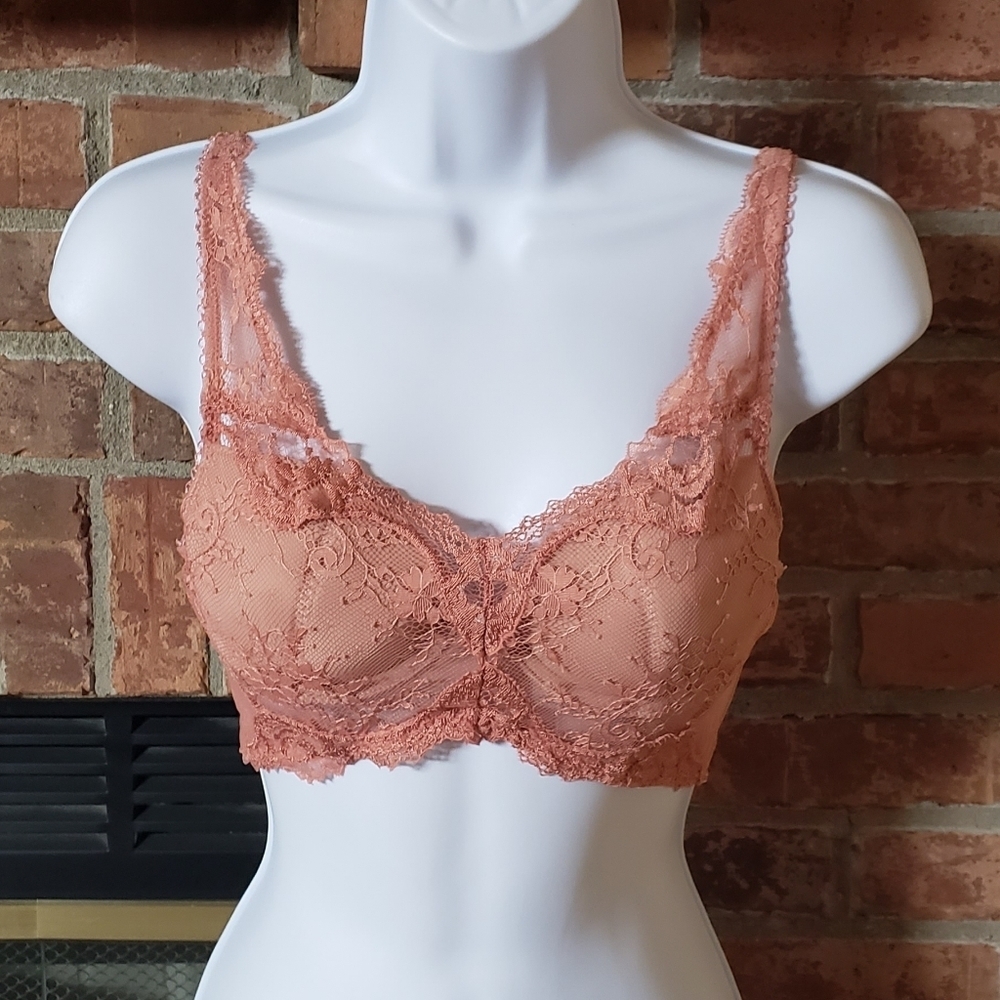 Victoria's Secret Dream Angels Lined Blush Demi Bra